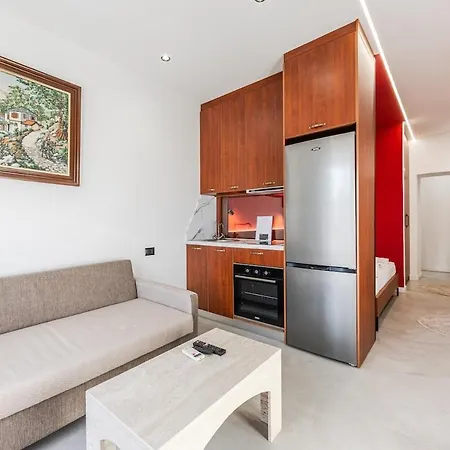 Rosso Center Apartament *